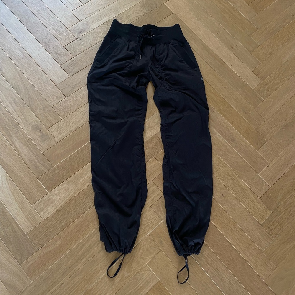 lululemon jogger pants yoga ballet